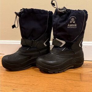 Kamik Kids Black and Gray Snow Boots